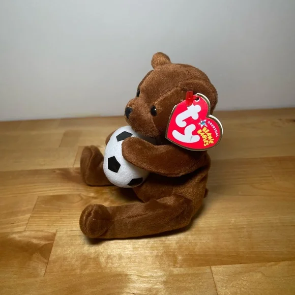 Ty Beanie Baby - SWEEPER the Soccer Bear (5 inch) - Picture 4 of 10